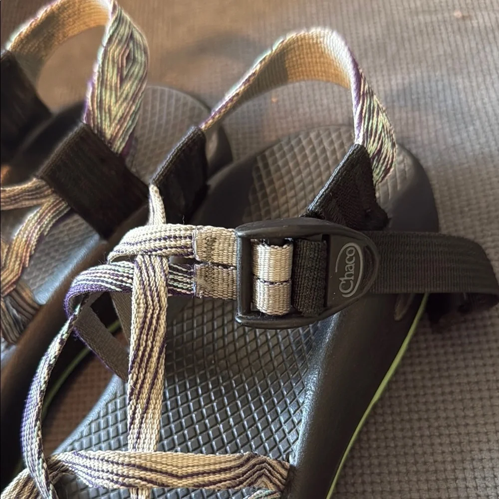 Chaco ZCloud 2 Womens 8 Purple Gray Double Strap Toe‎ Loop Vibram Sandals